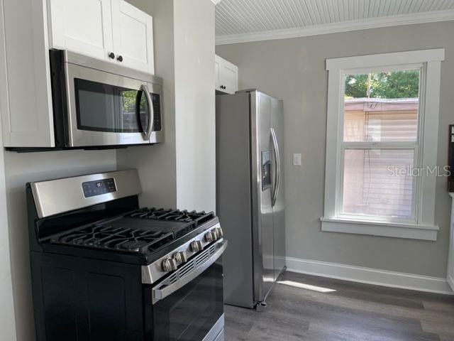 LEWIS & BURKHARD - Residential