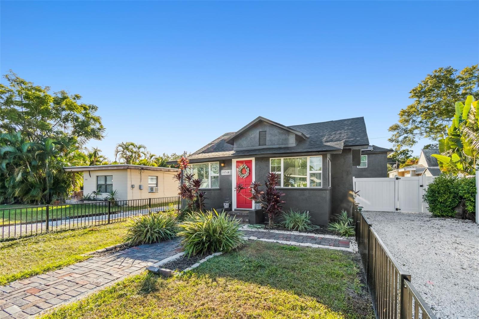 LEWIS & BURKHARD - Residential