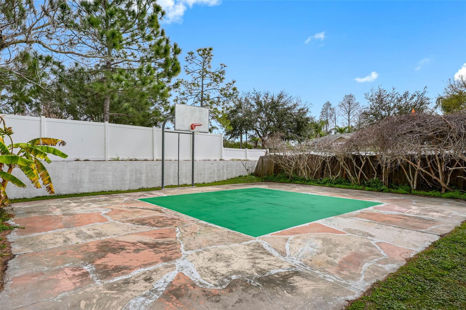 PINE LAKE - Residential