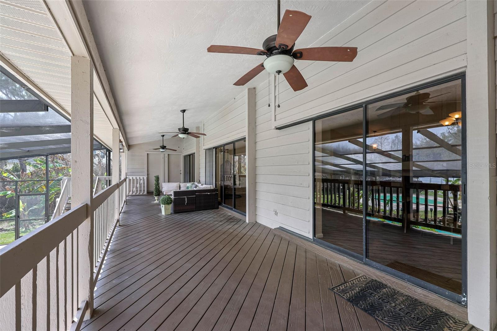 PINE LAKE - Residential