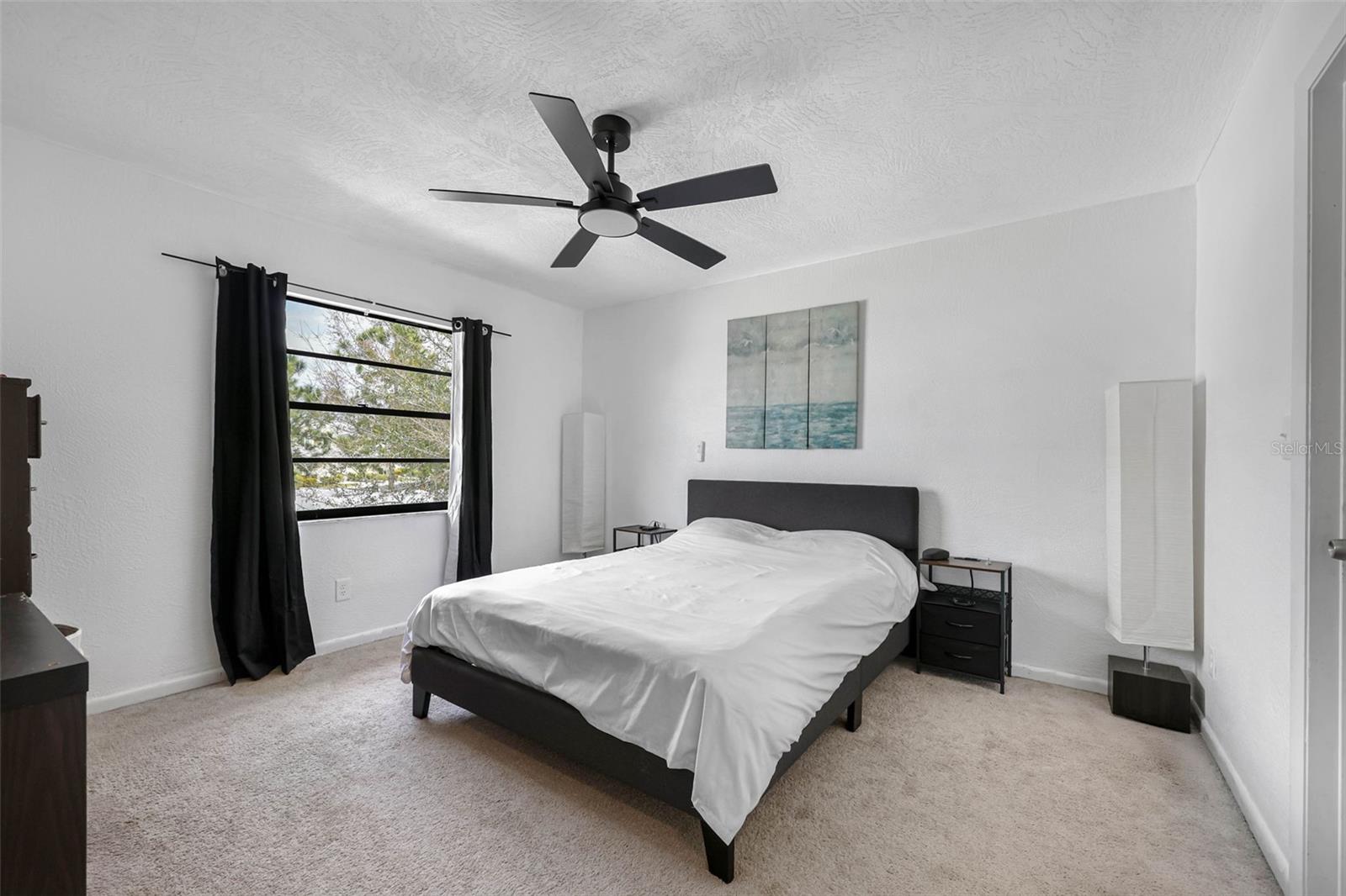 PINE LAKE - Residential