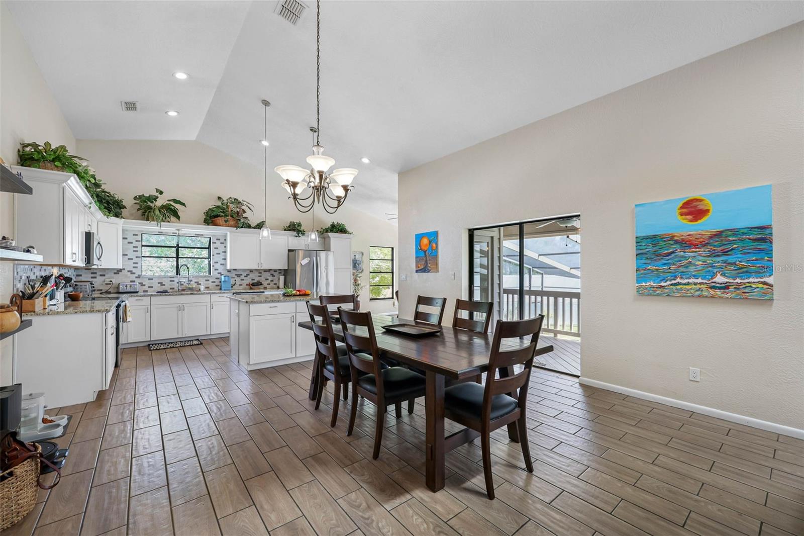 PINE LAKE - Residential