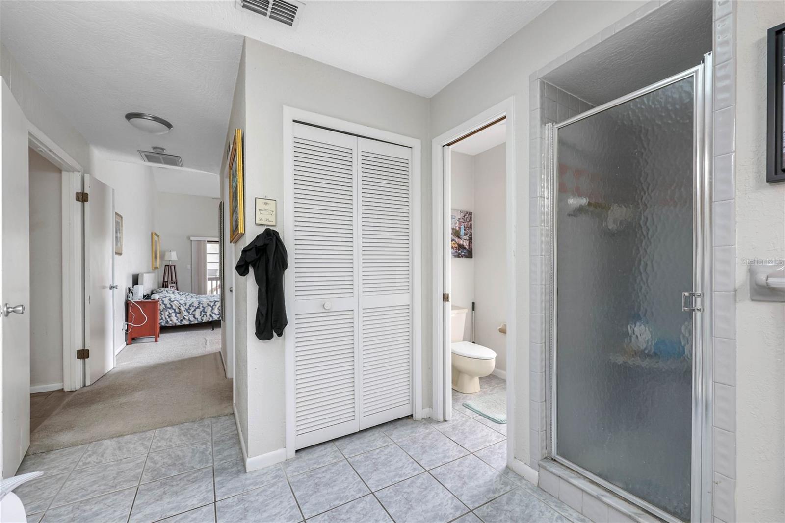 PINE LAKE - Residential