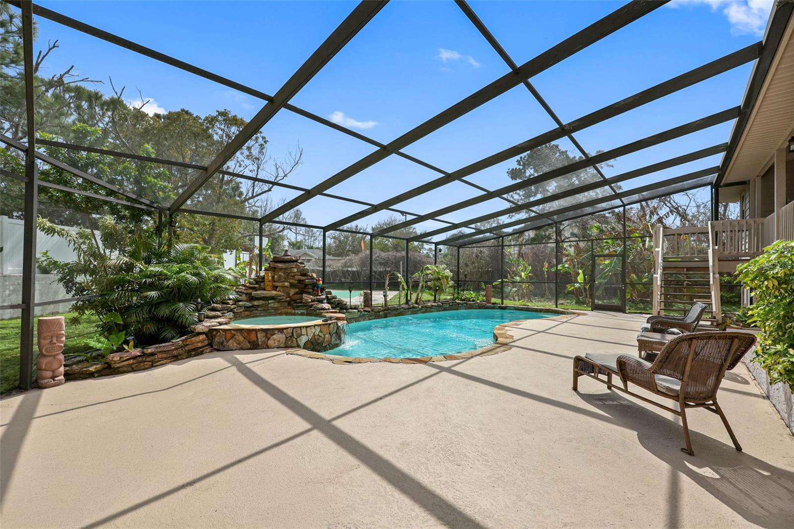 PINE LAKE - Residential