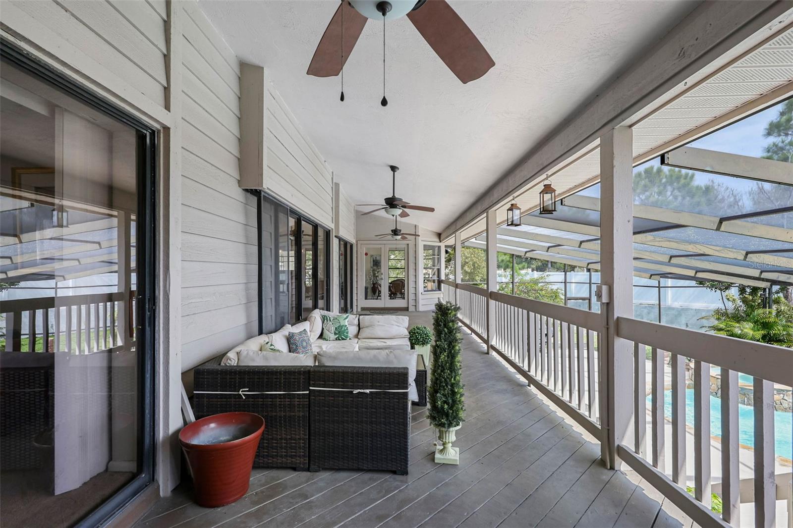 PINE LAKE - Residential