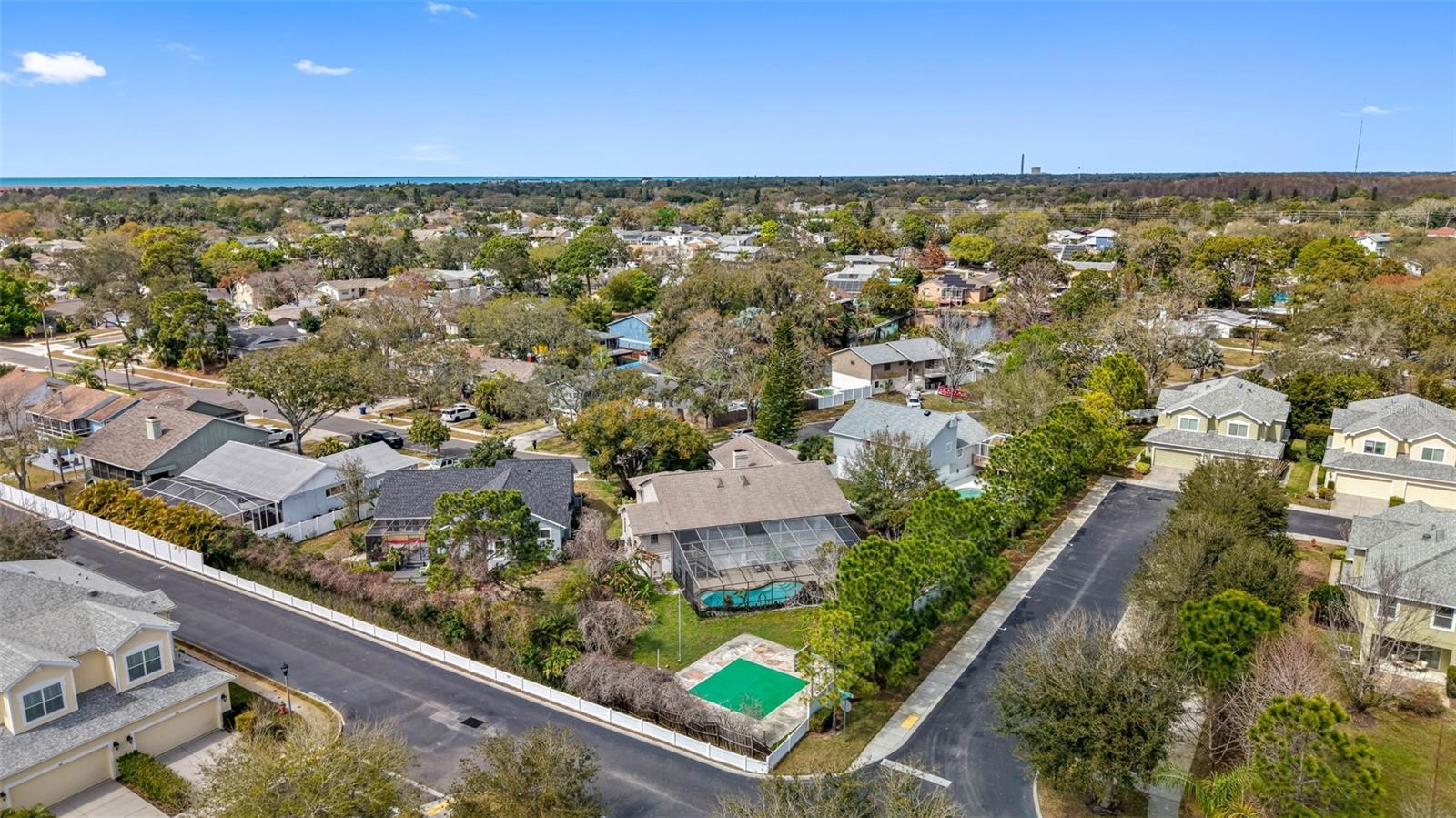 PINE LAKE - Residential