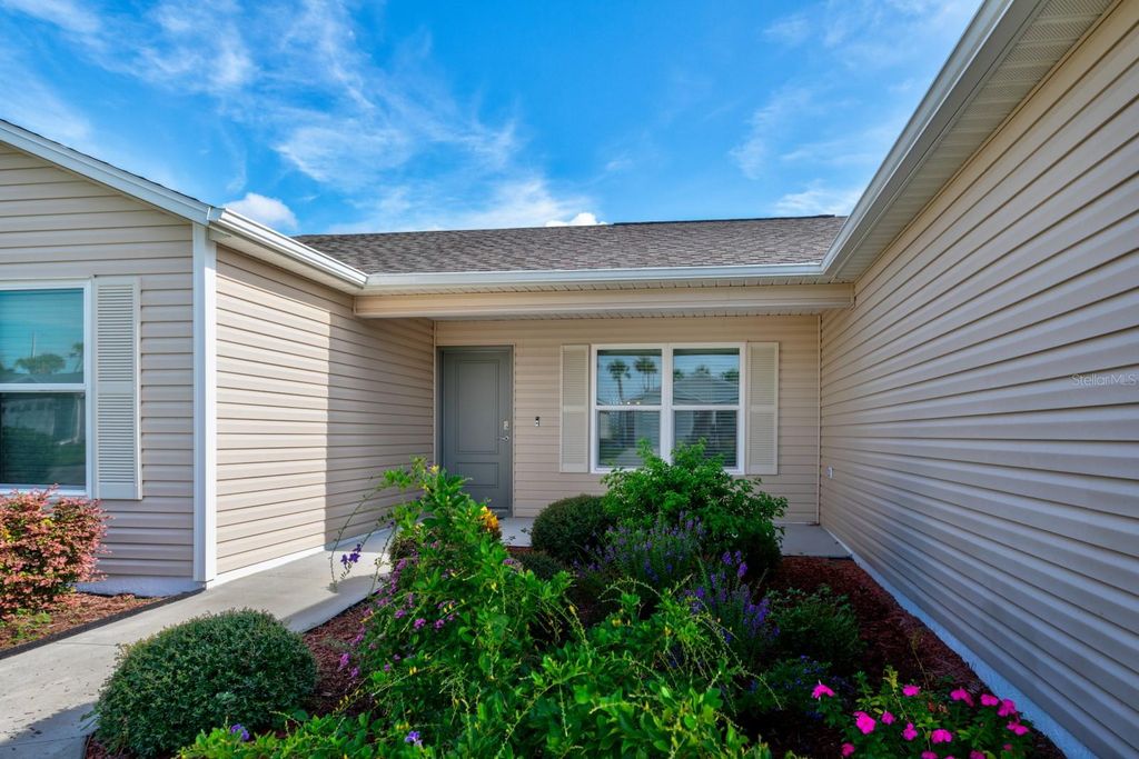Photo of 289 Zingale Lane, The Villages, FL 32163 (MLS # G5100177)