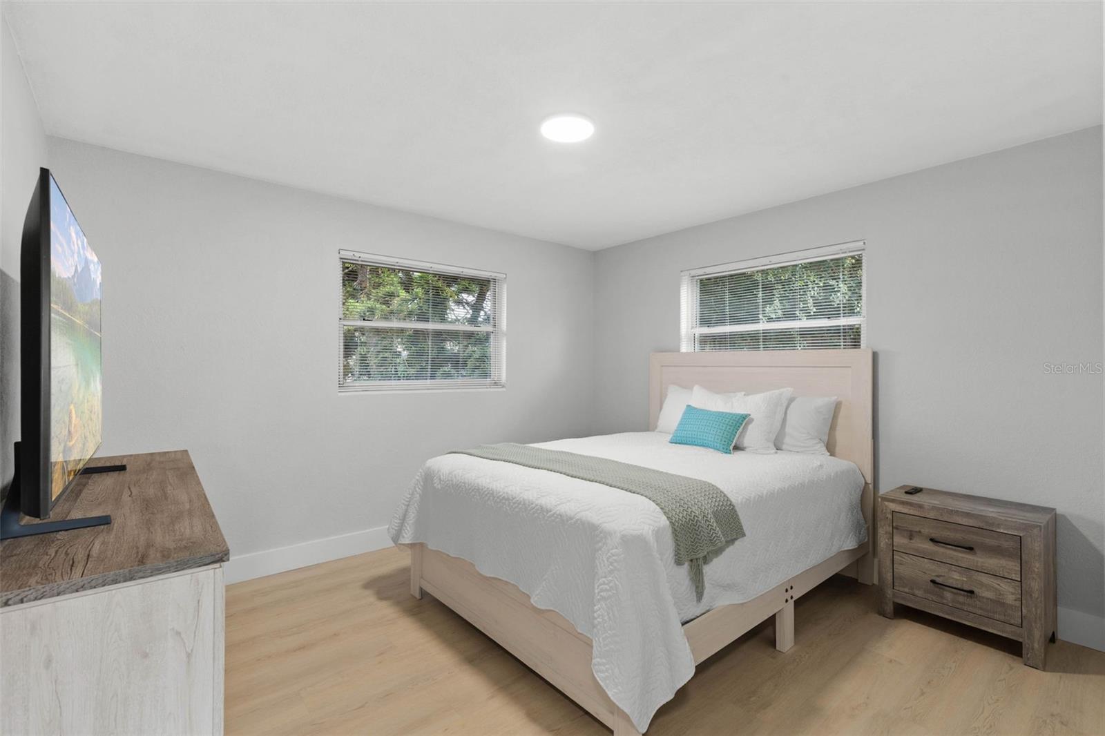 LOFTY PINE ESTATES 1ST ADD - Residential