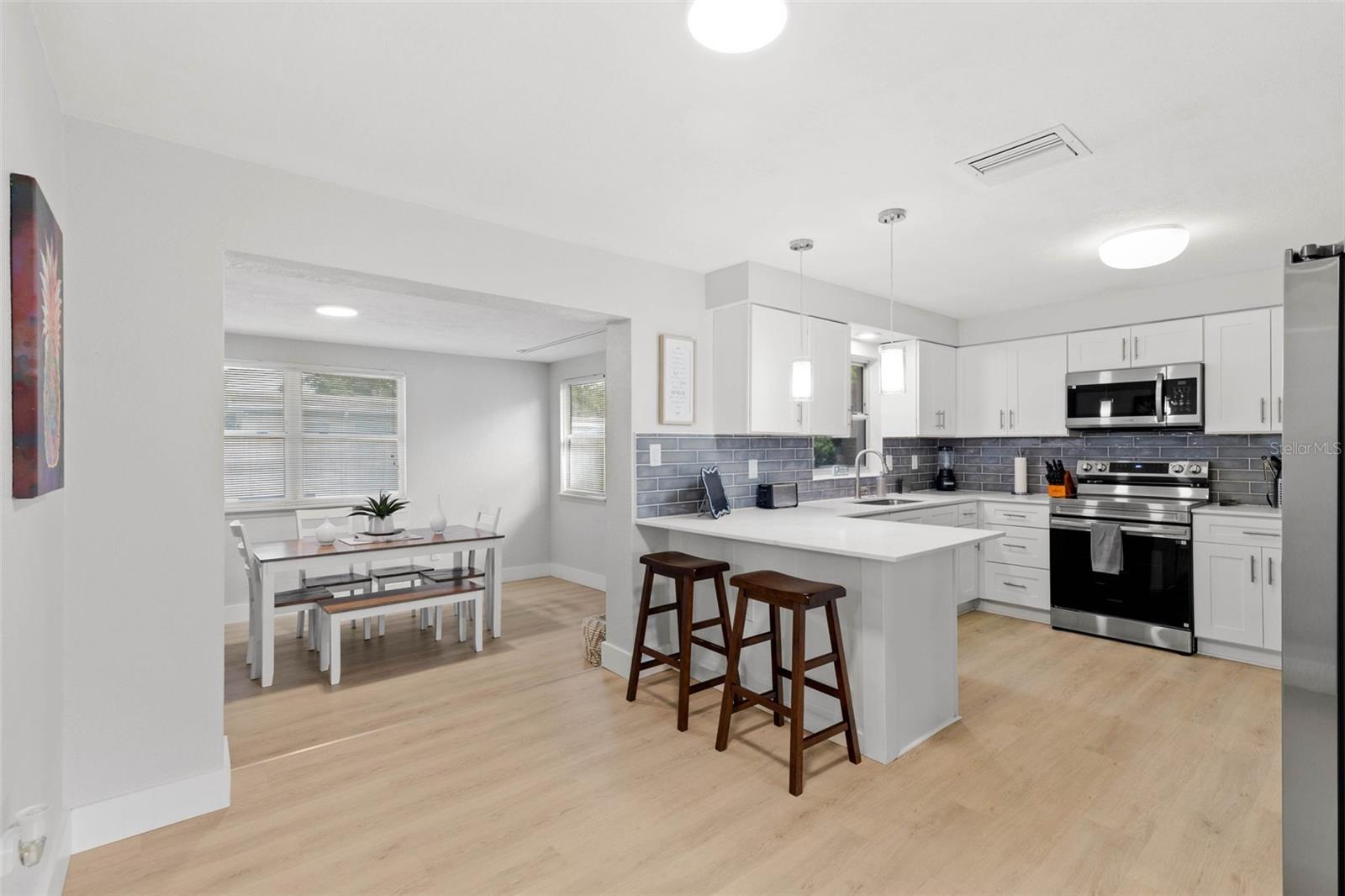 LOFTY PINE ESTATES 1ST ADD - Residential