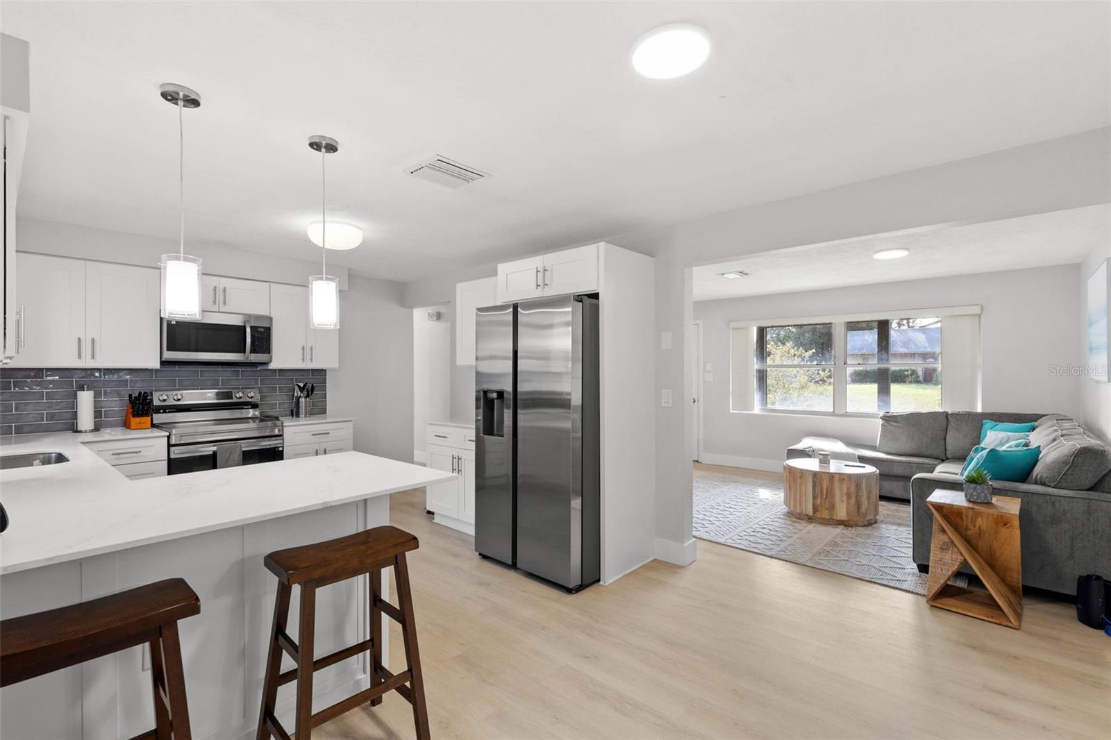 LOFTY PINE ESTATES 1ST ADD - Residential