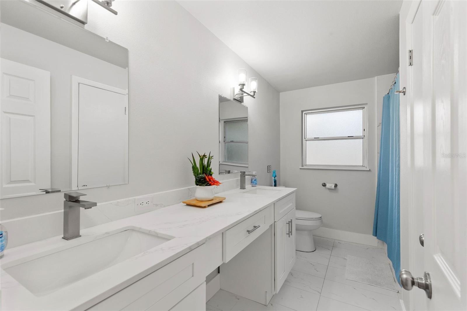 LOFTY PINE ESTATES 1ST ADD - Residential
