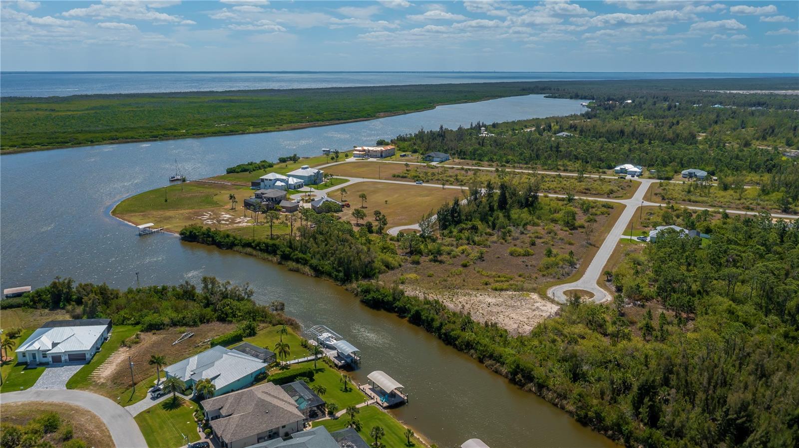 PORT CHARLOTTE SEC 94 01 - Land