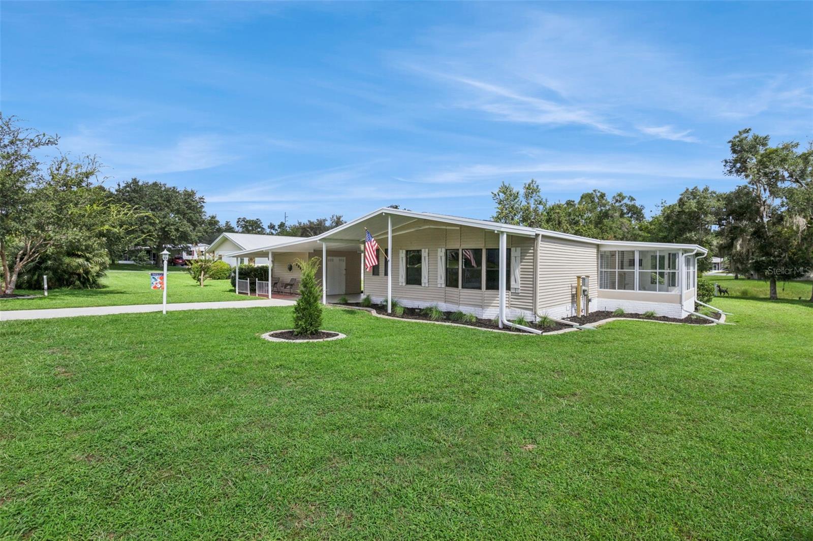 2595 E MONTE COURT
