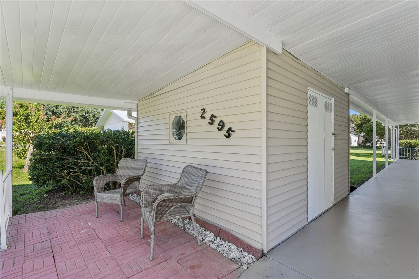2595 E MONTE COURT