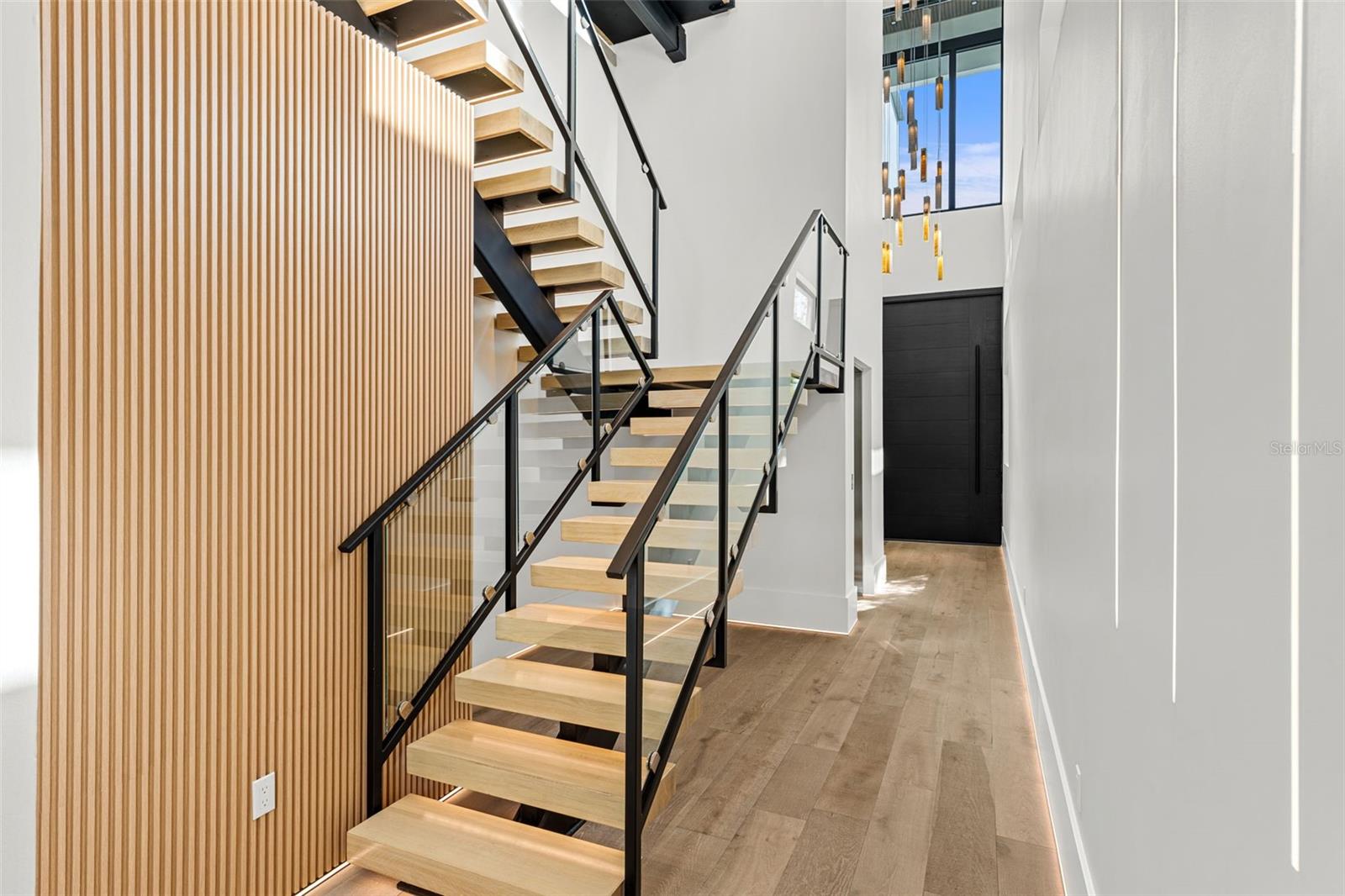 NEW SMYRNA BRIDGE & INV CO 01 - Residential