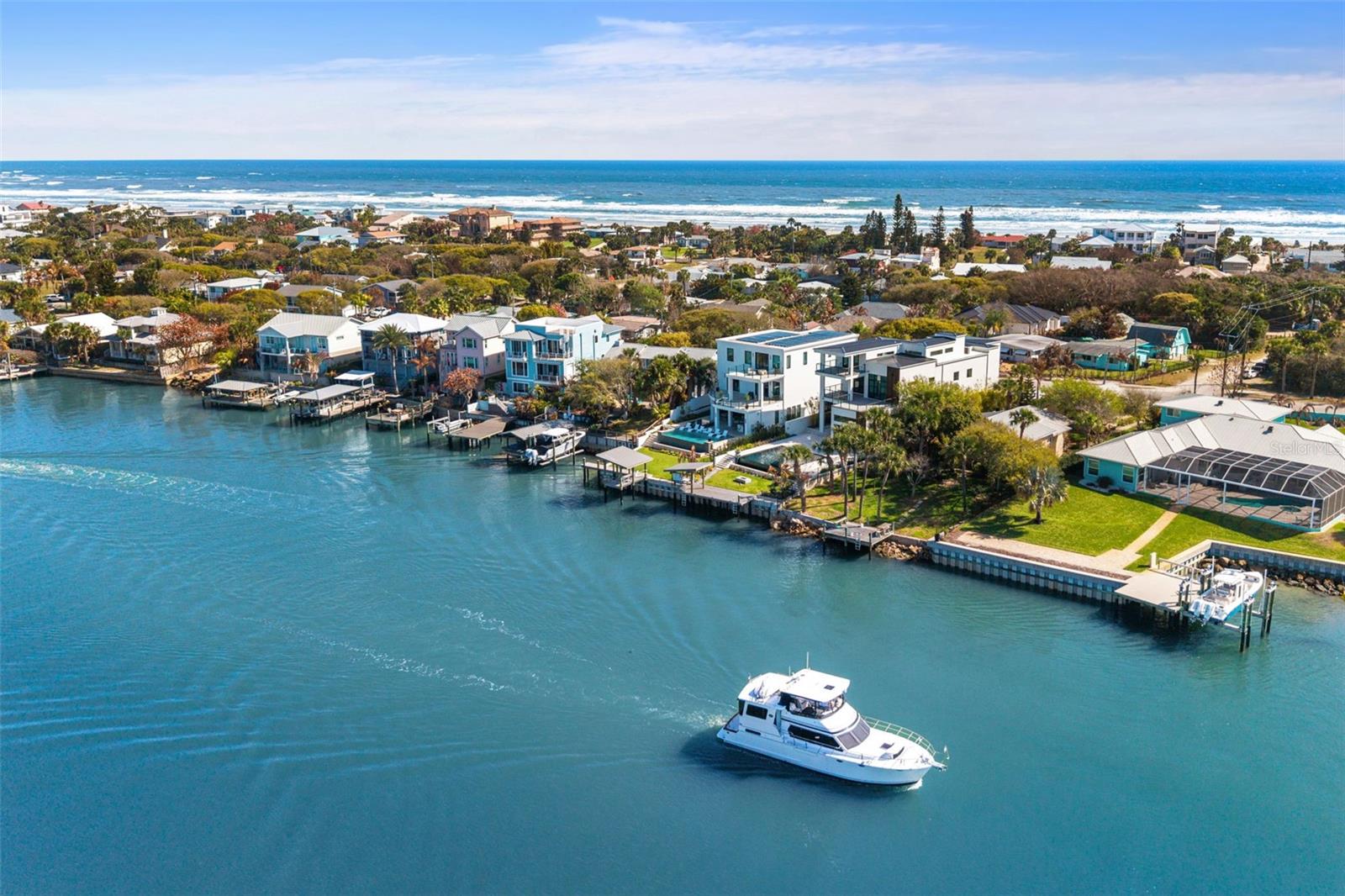 1194 N PENINSULA AVENUE