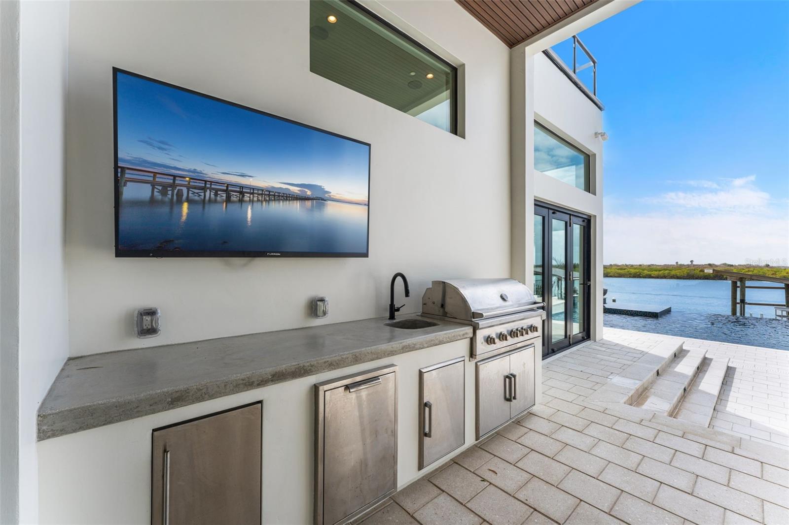 NEW SMYRNA BRIDGE & INV CO 01 - Residential