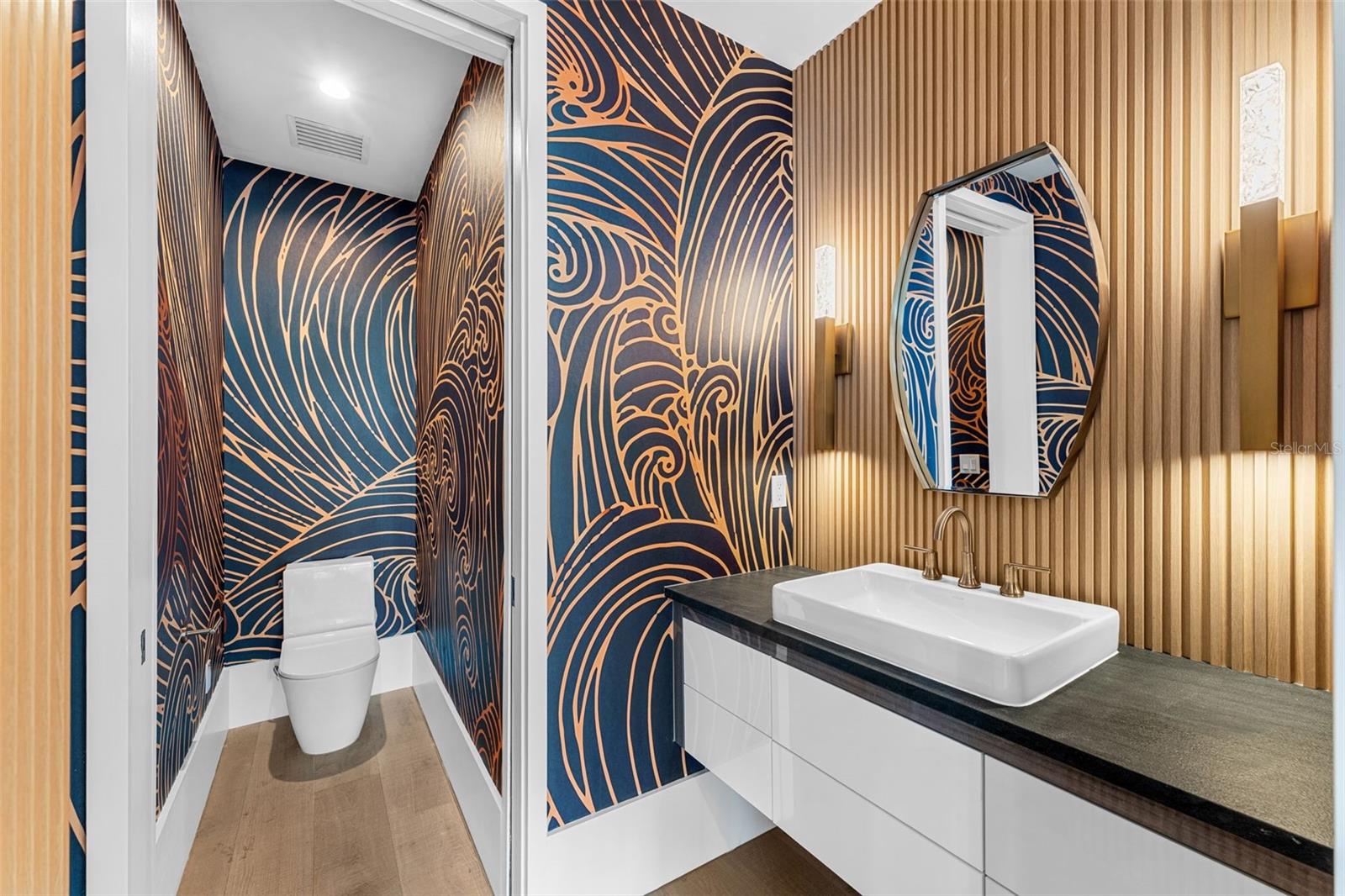 NEW SMYRNA BRIDGE & INV CO 01 - Residential