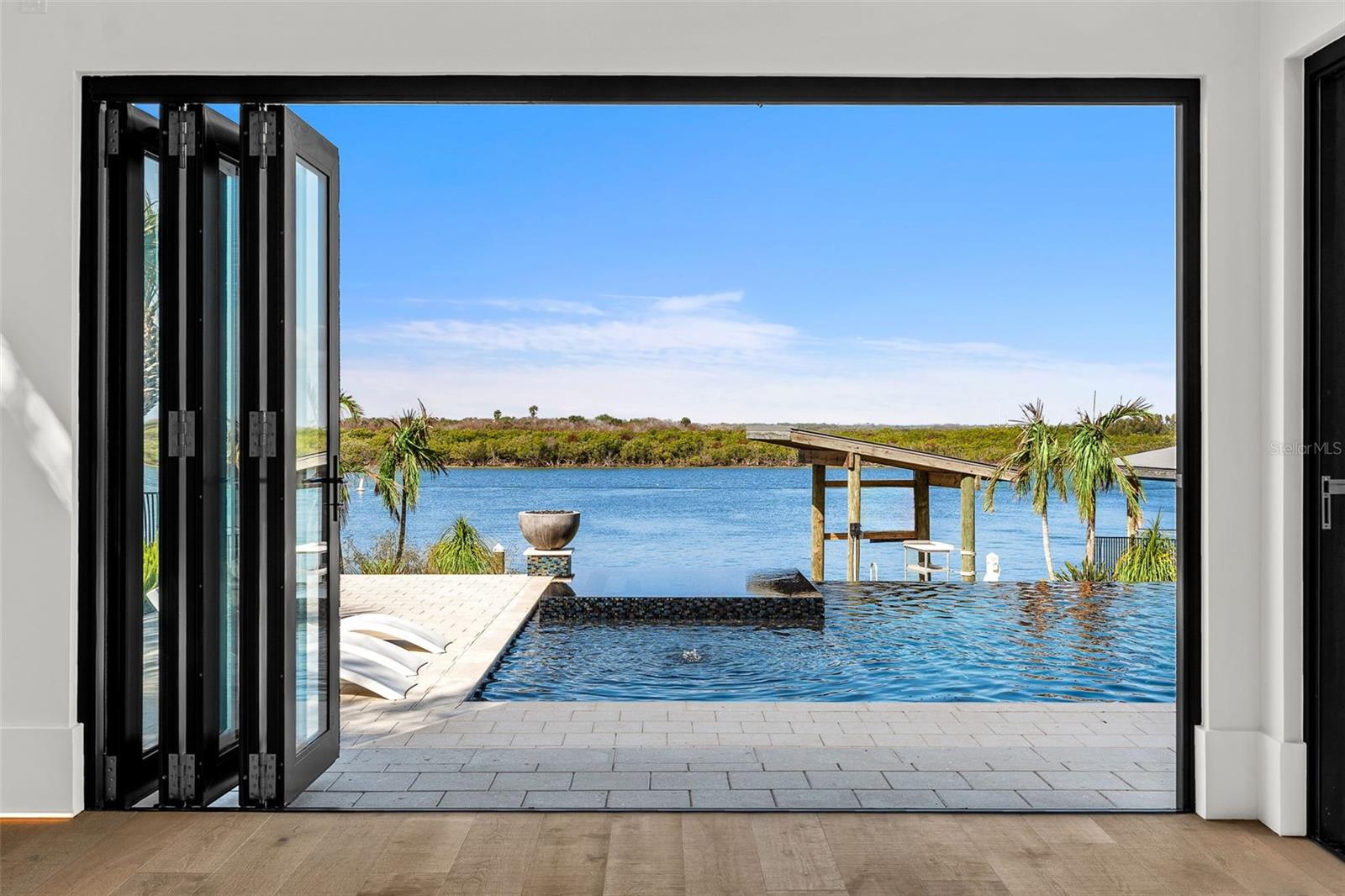 NEW SMYRNA BRIDGE & INV CO 01 - Residential