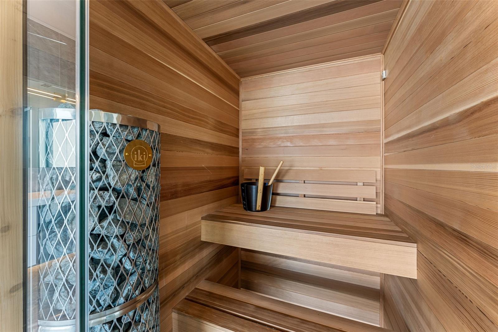 NEW SMYRNA BRIDGE & INV CO 01 - Residential