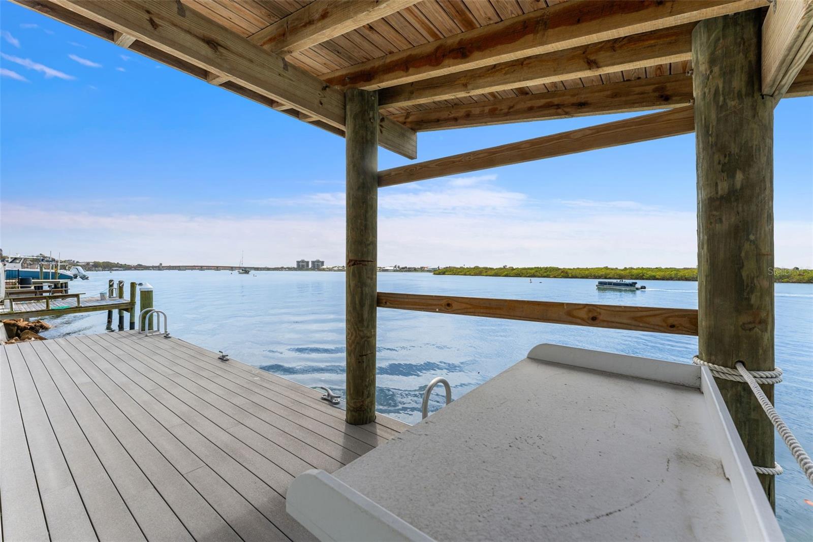 NEW SMYRNA BRIDGE & INV CO 01 - Residential