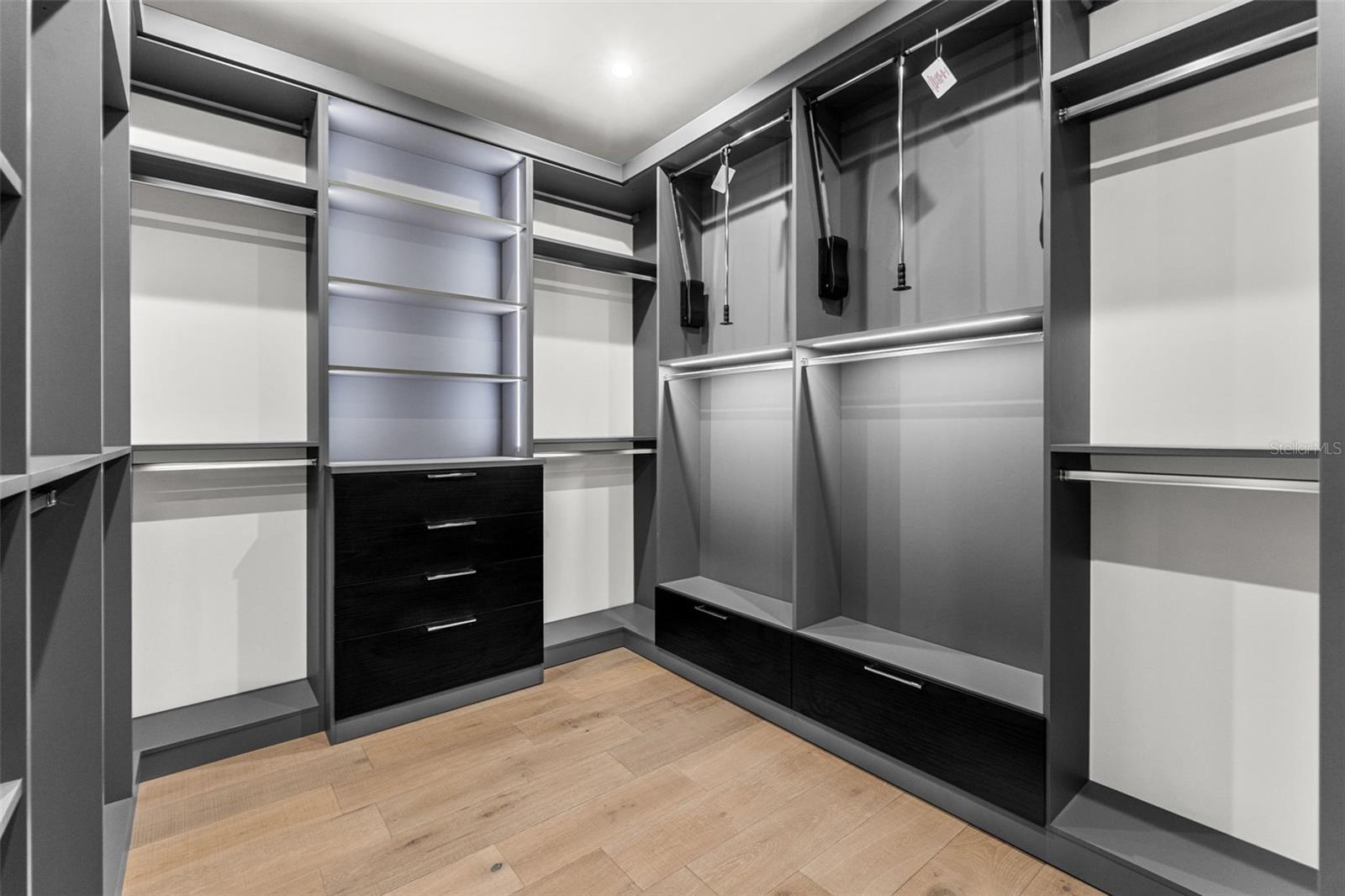 NEW SMYRNA BRIDGE & INV CO 01 - Residential