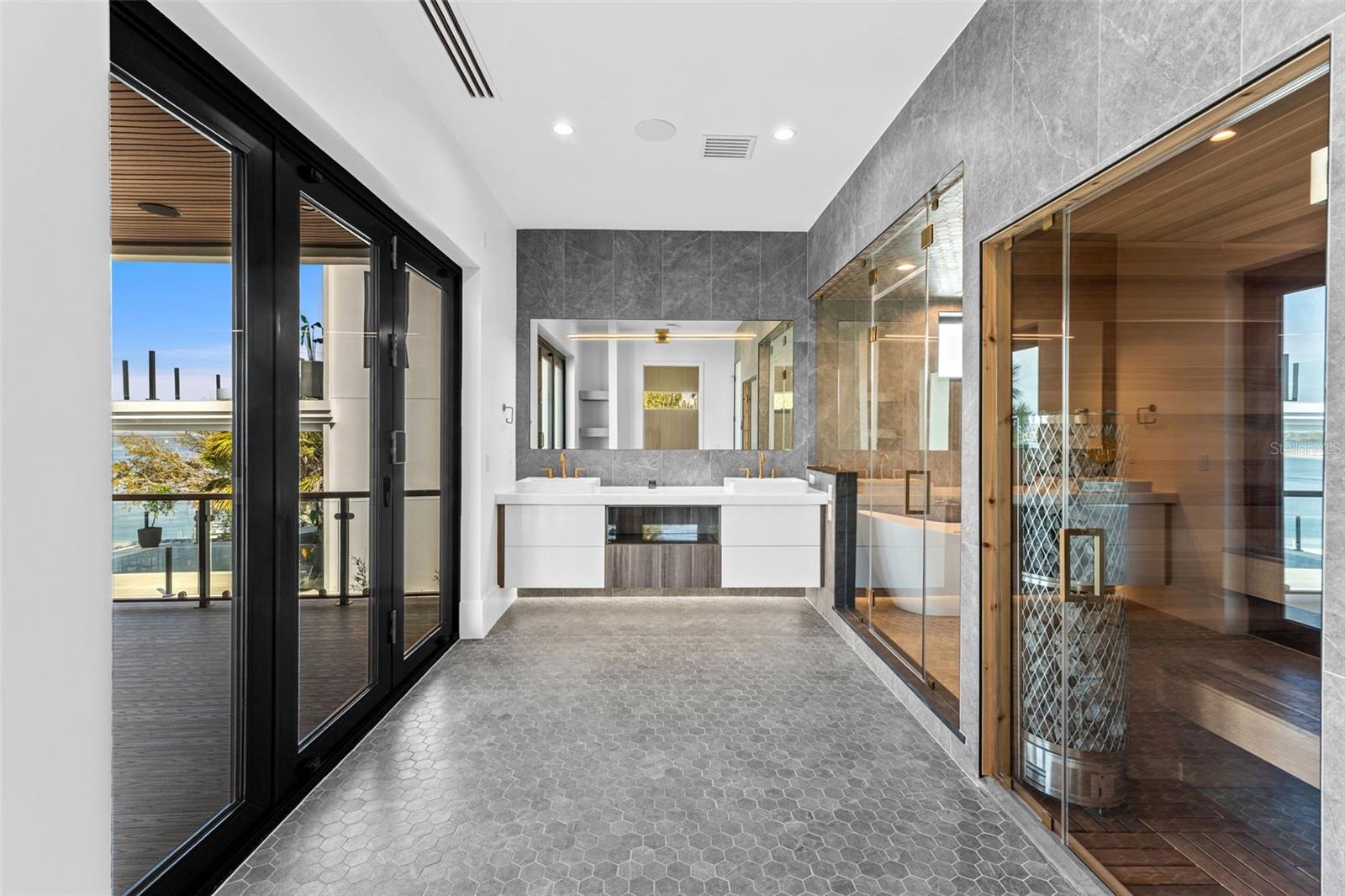 NEW SMYRNA BRIDGE & INV CO 01 - Residential