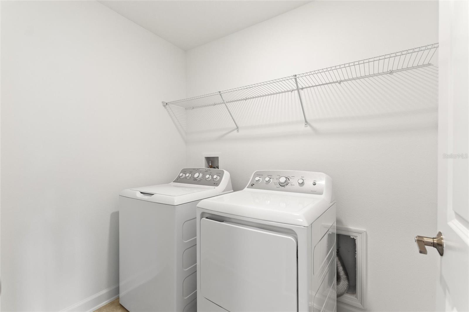 STONEYBROOK SOUTH NORTH PRCL PH 1 - Residential Lease