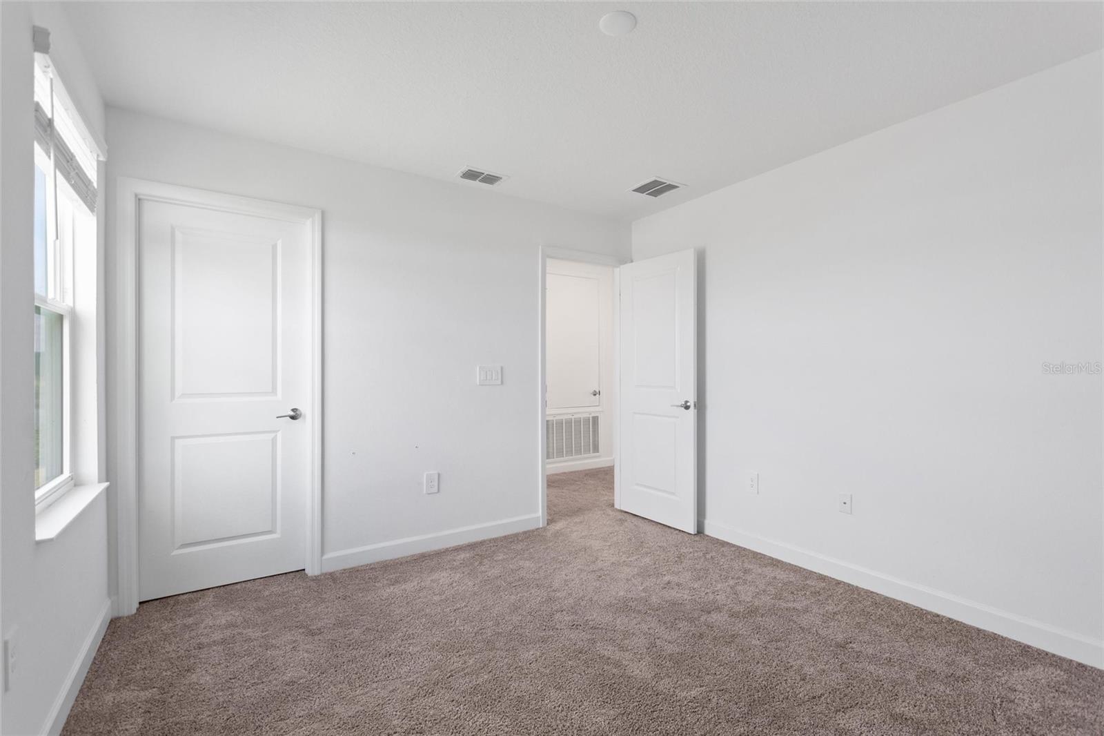 STONEYBROOK SOUTH NORTH PRCL PH 1 - Residential Lease