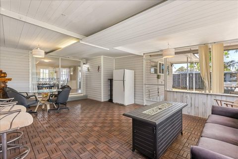 Tiny photo for 11504 Hickory Lane, Tavares, FL 32778 (MLS # O6393253)