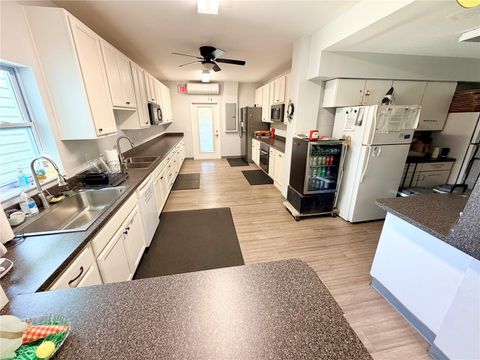 Tiny photo for 11504 Hickory Lane, Tavares, FL 32778 (MLS # O6393253)