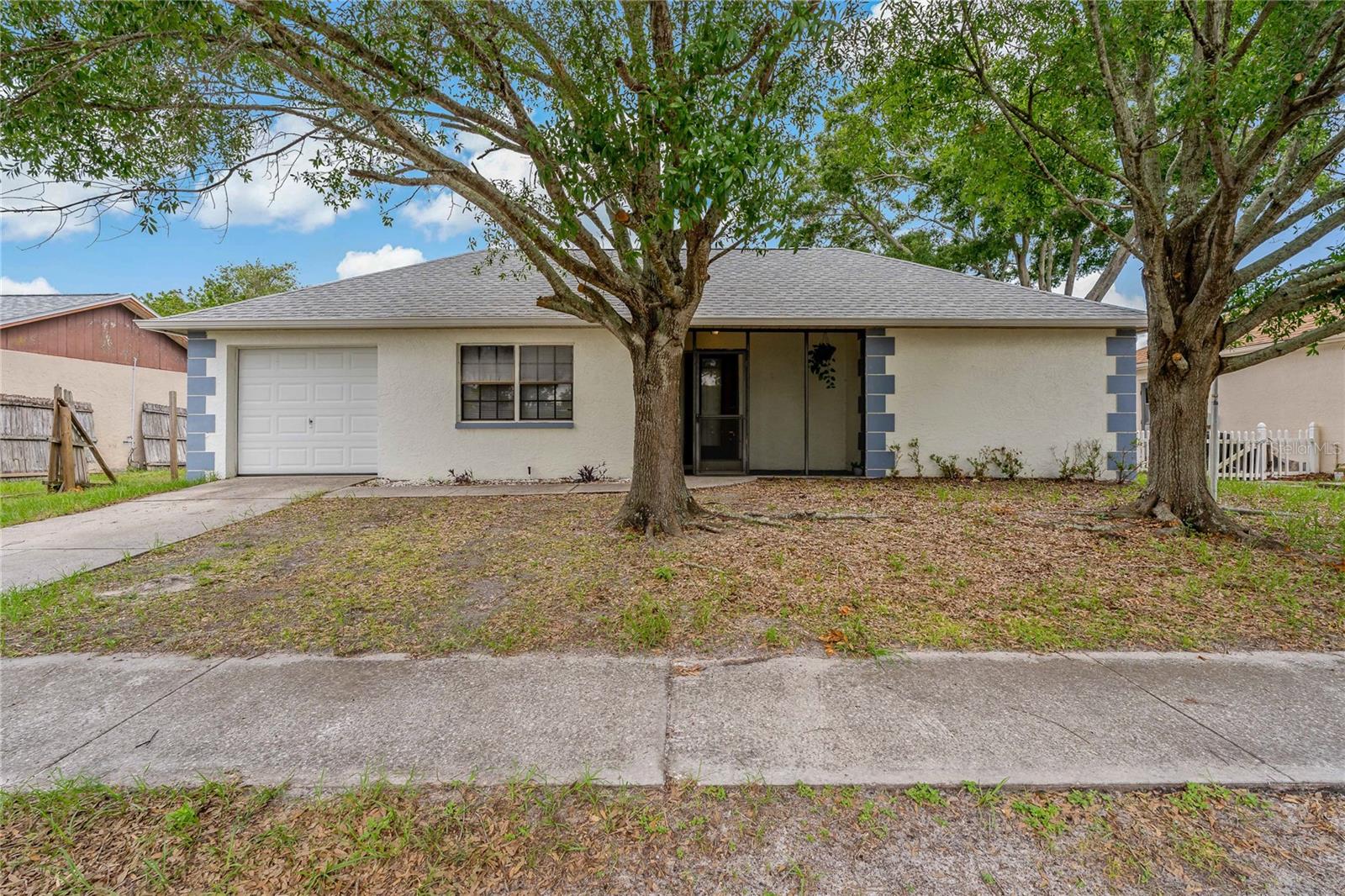 Centrally located and full of potential! 2/1/1
This charming home features vaulted ceilings, updated flooring, and modern appliances. Enjoy the semi-fenced backyard—perfect for outdoor gatherings—and the convenience of a one-car garage. A great value with fantastic proximity to shops, dining, and major roadways. Don’t miss this opportunity!