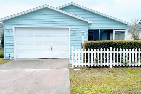 Photo of 718 Villita Lane, The Villages, FL 32159 (MLS # G5102695)