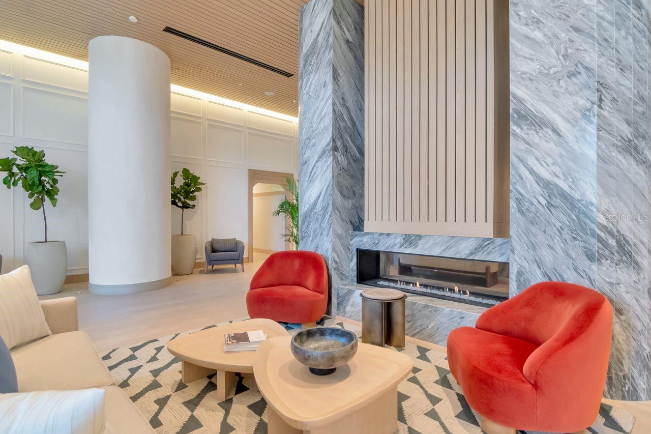 RITZ CARLTON RESIDENCES TOWER II - Residential