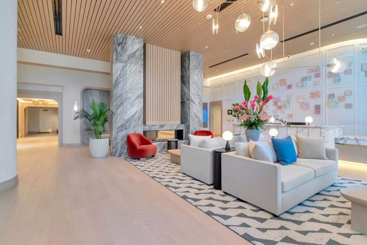 RITZ CARLTON RESIDENCES TOWER II - Residential