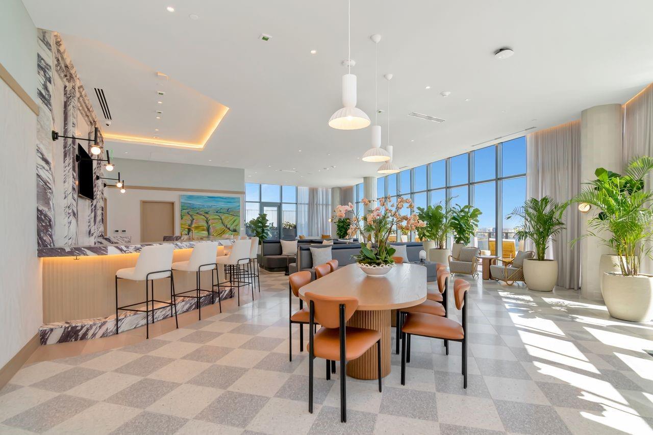 RITZ CARLTON RESIDENCES TOWER II - Residential