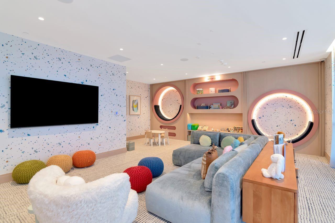 RITZ CARLTON RESIDENCES TOWER II - Residential