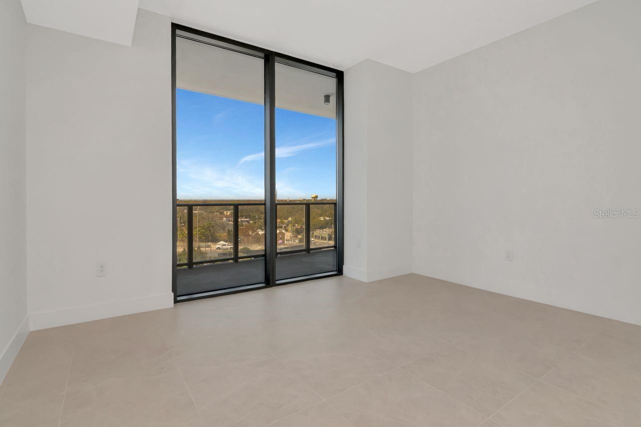 RITZ CARLTON RESIDENCES TOWER II - Residential