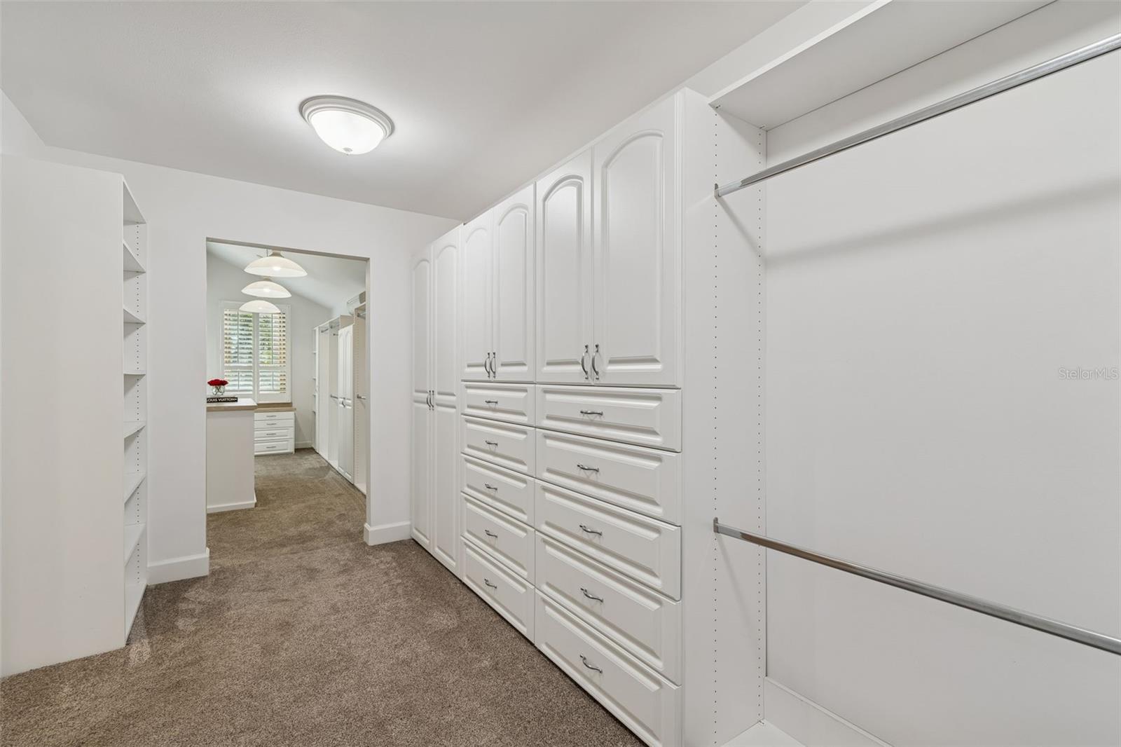 CRENSHAW LAKES - Residential