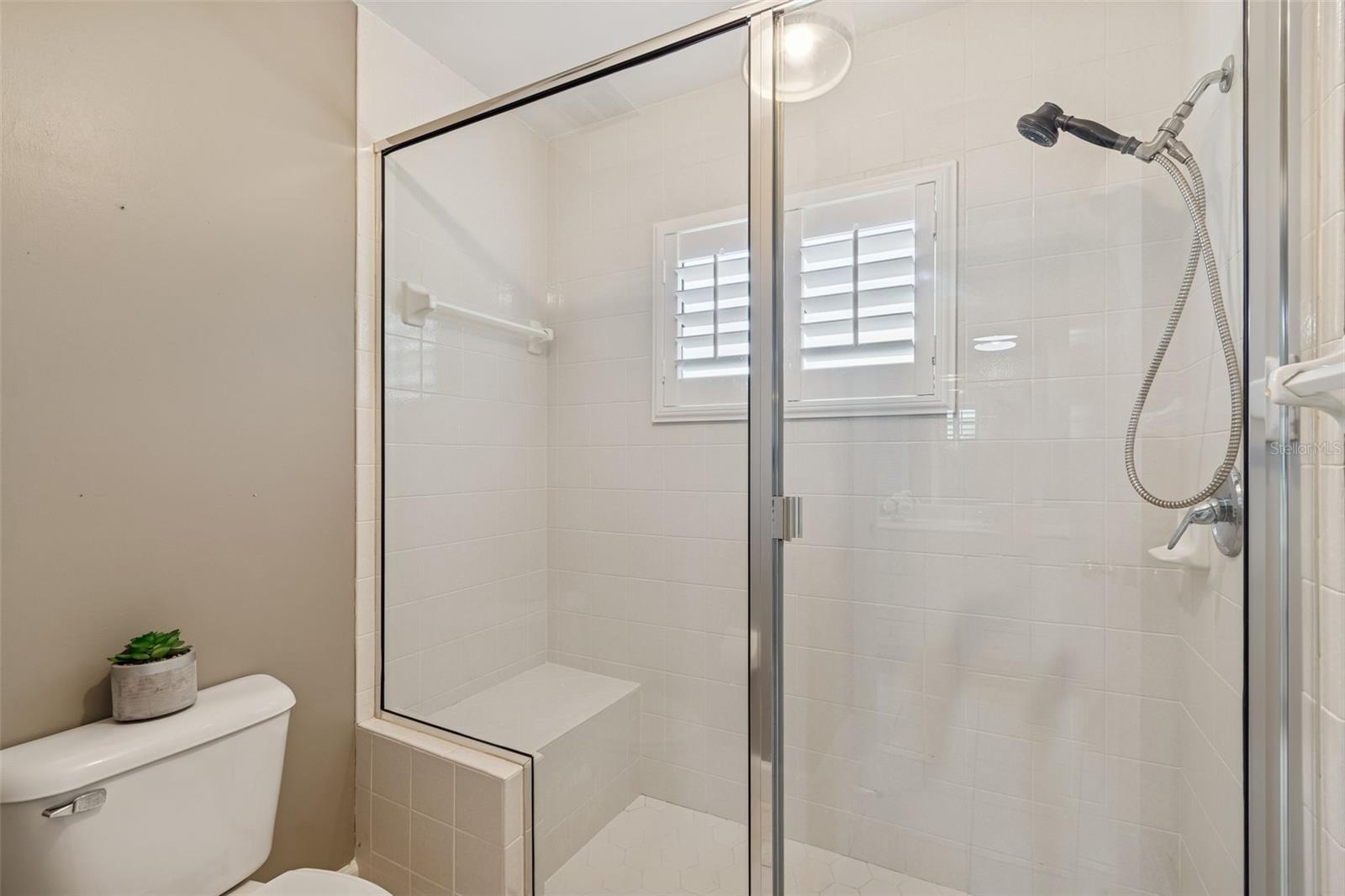 CRENSHAW LAKES - Residential