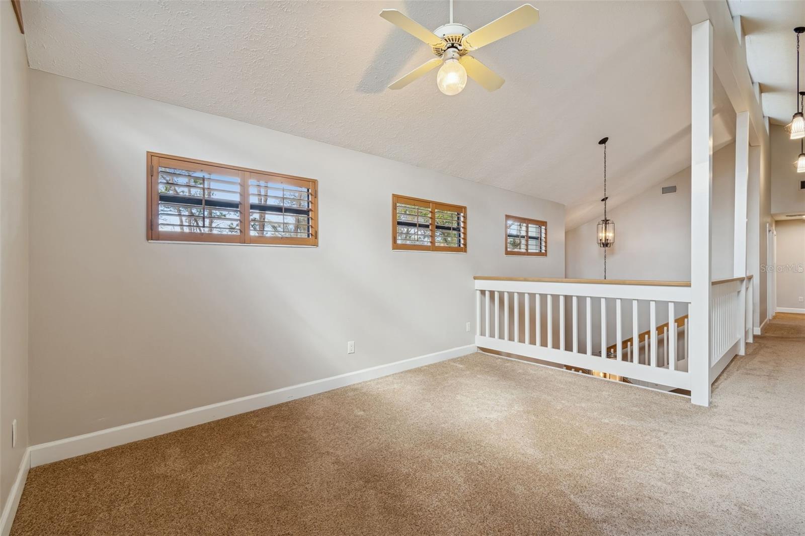 CRENSHAW LAKES - Residential