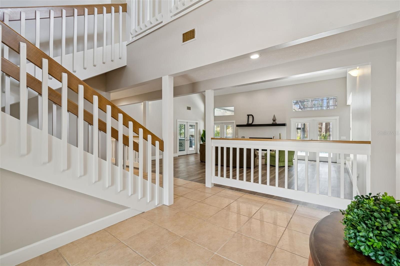 CRENSHAW LAKES - Residential