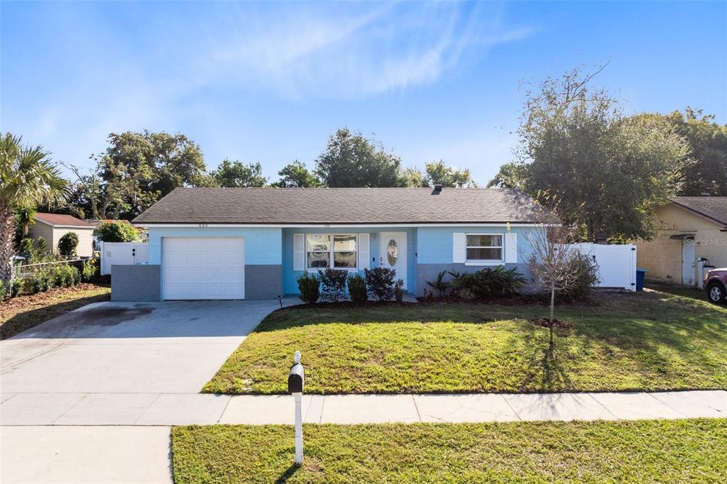 Photo of 439 Longwood Circle, Longwood, FL 32750 (MLS # O6366762)