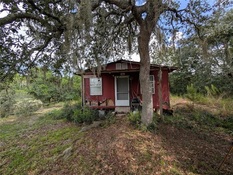 Photo of 20683 SE 140th Street, Umatilla, FL 32784 (MLS # O6439727)