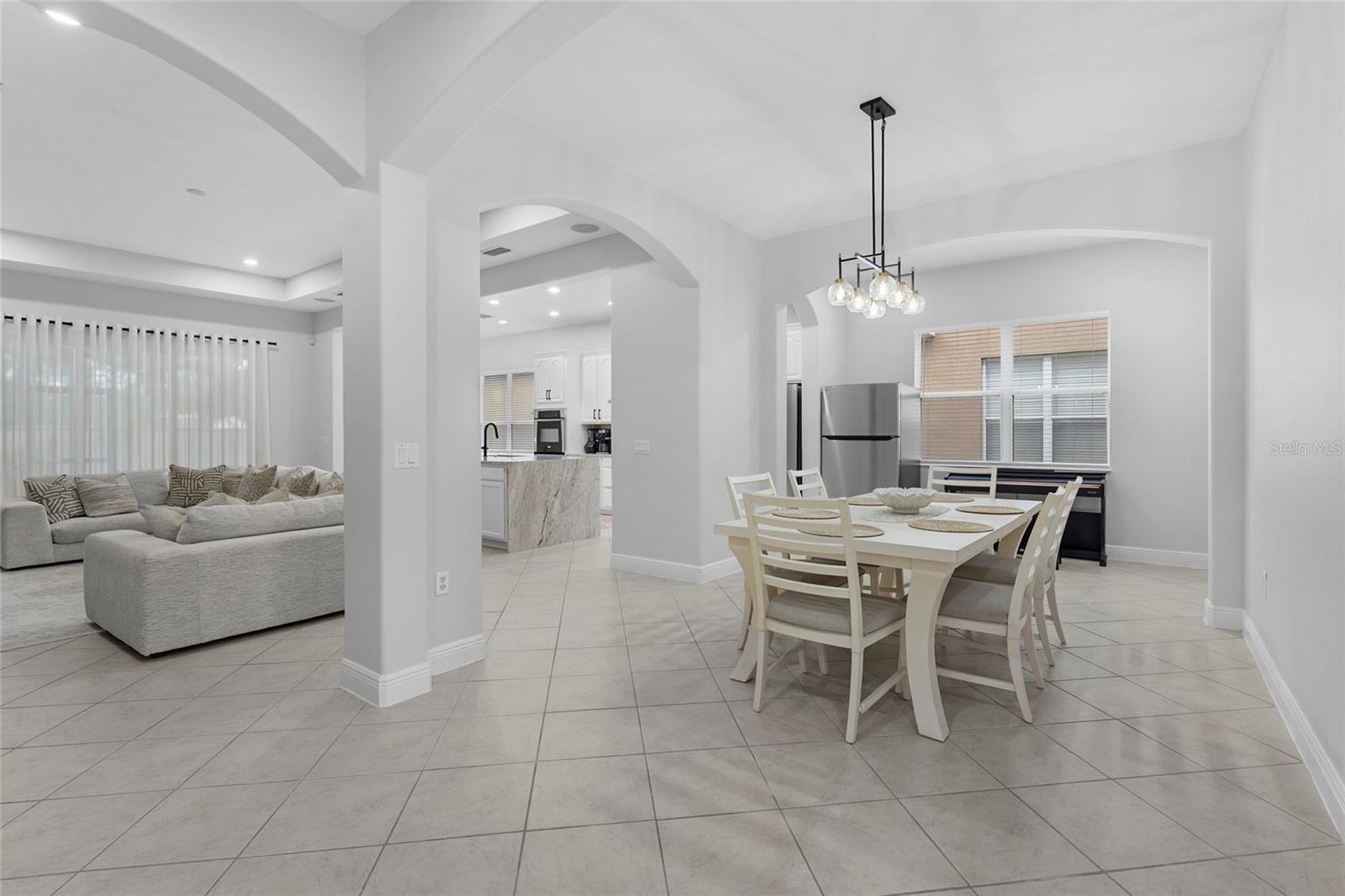 PALMA SOLA TRACE - Residential