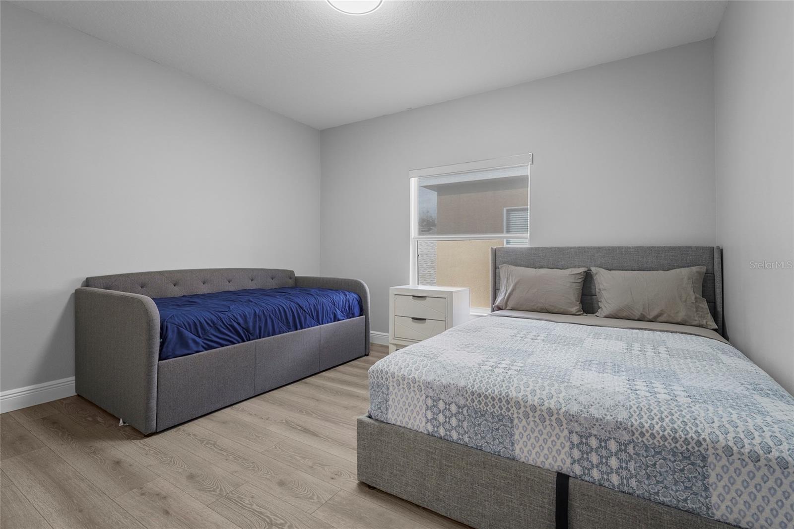 PALMA SOLA TRACE - Residential