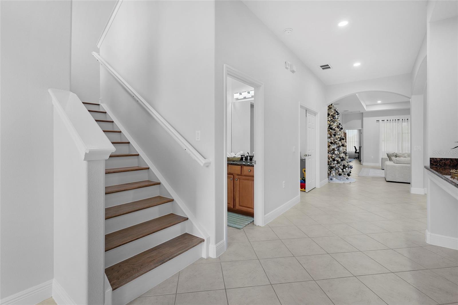 PALMA SOLA TRACE - Residential