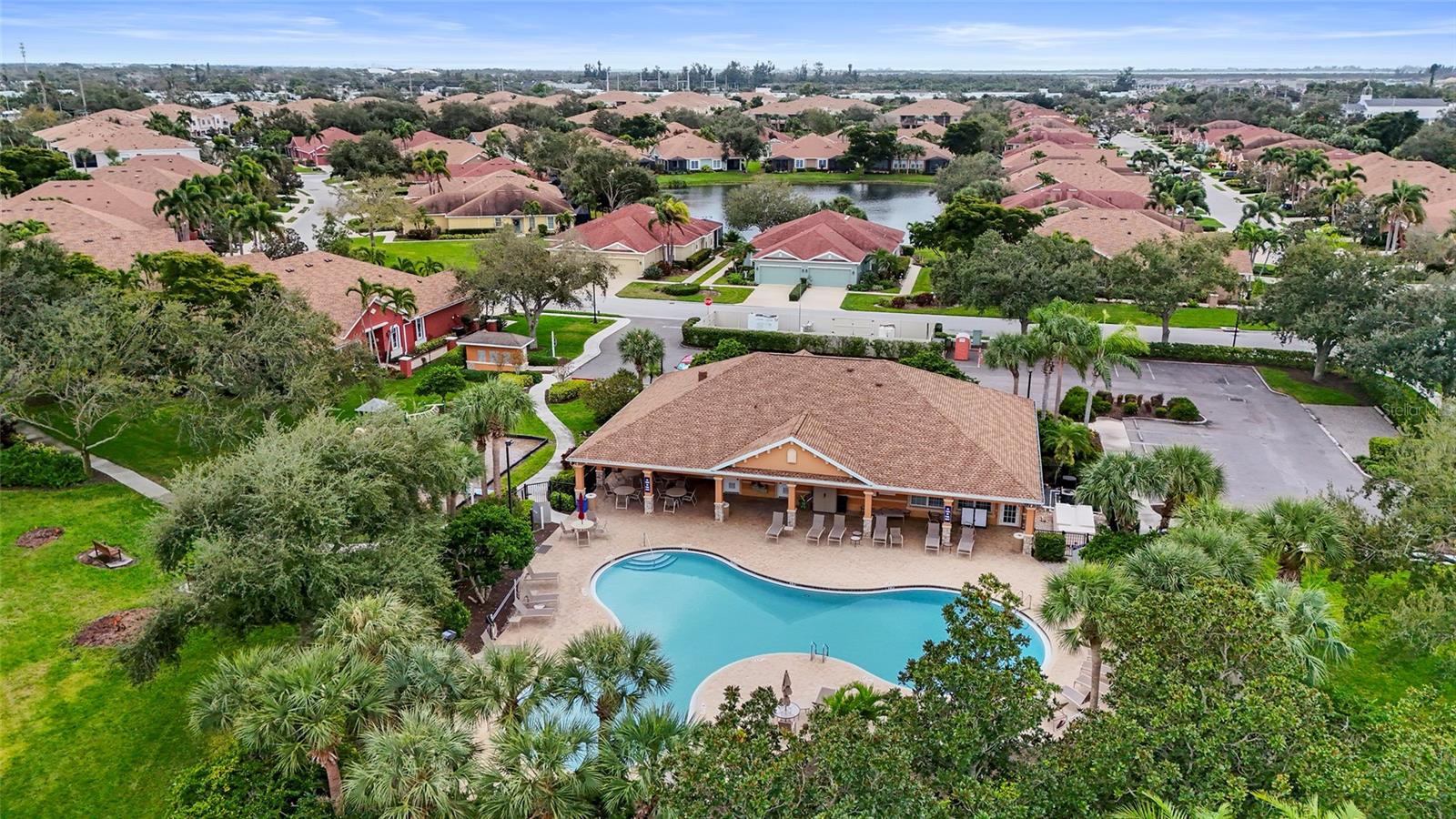 PALMA SOLA TRACE - Residential