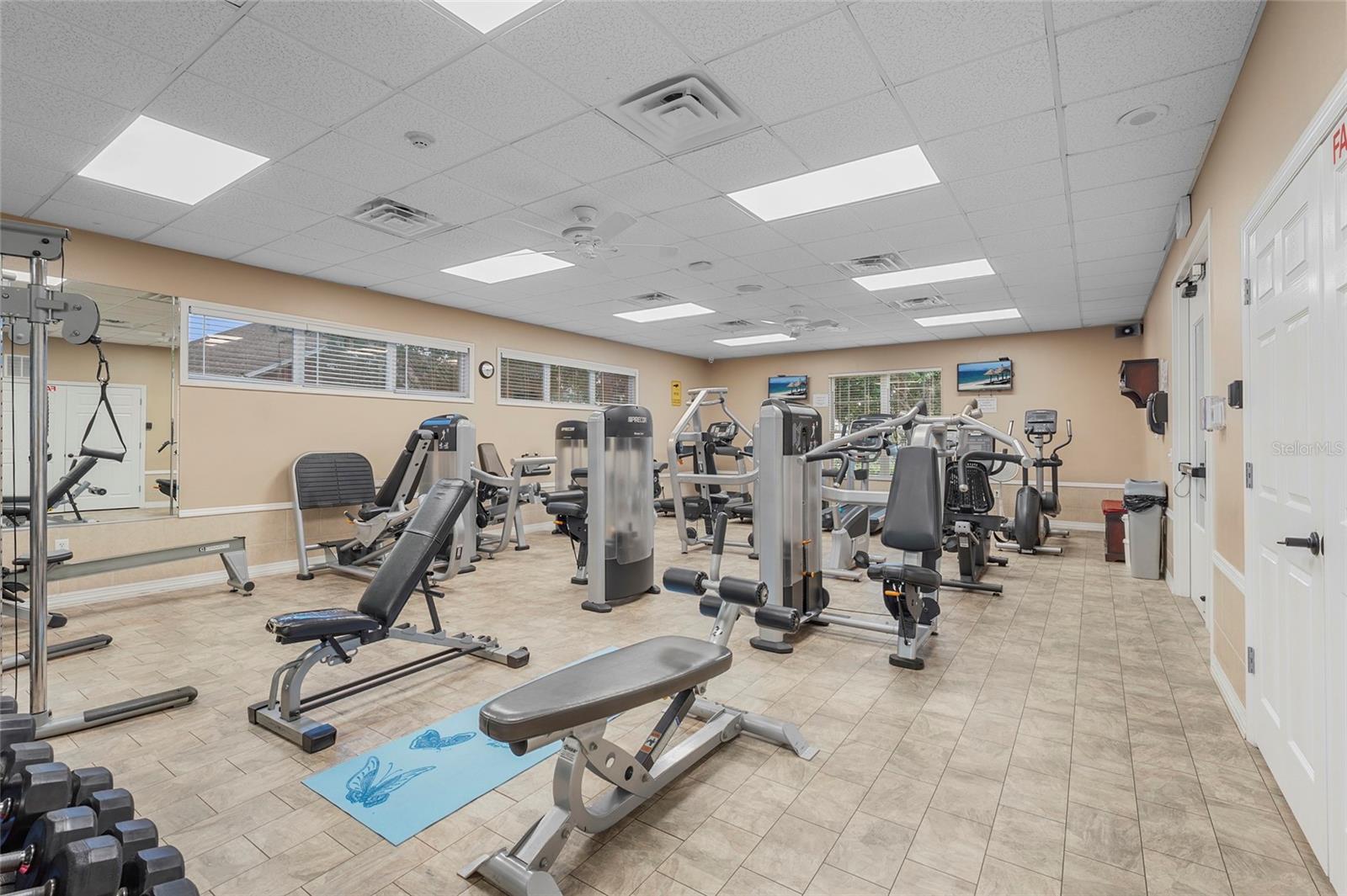 PALMA SOLA TRACE - Residential