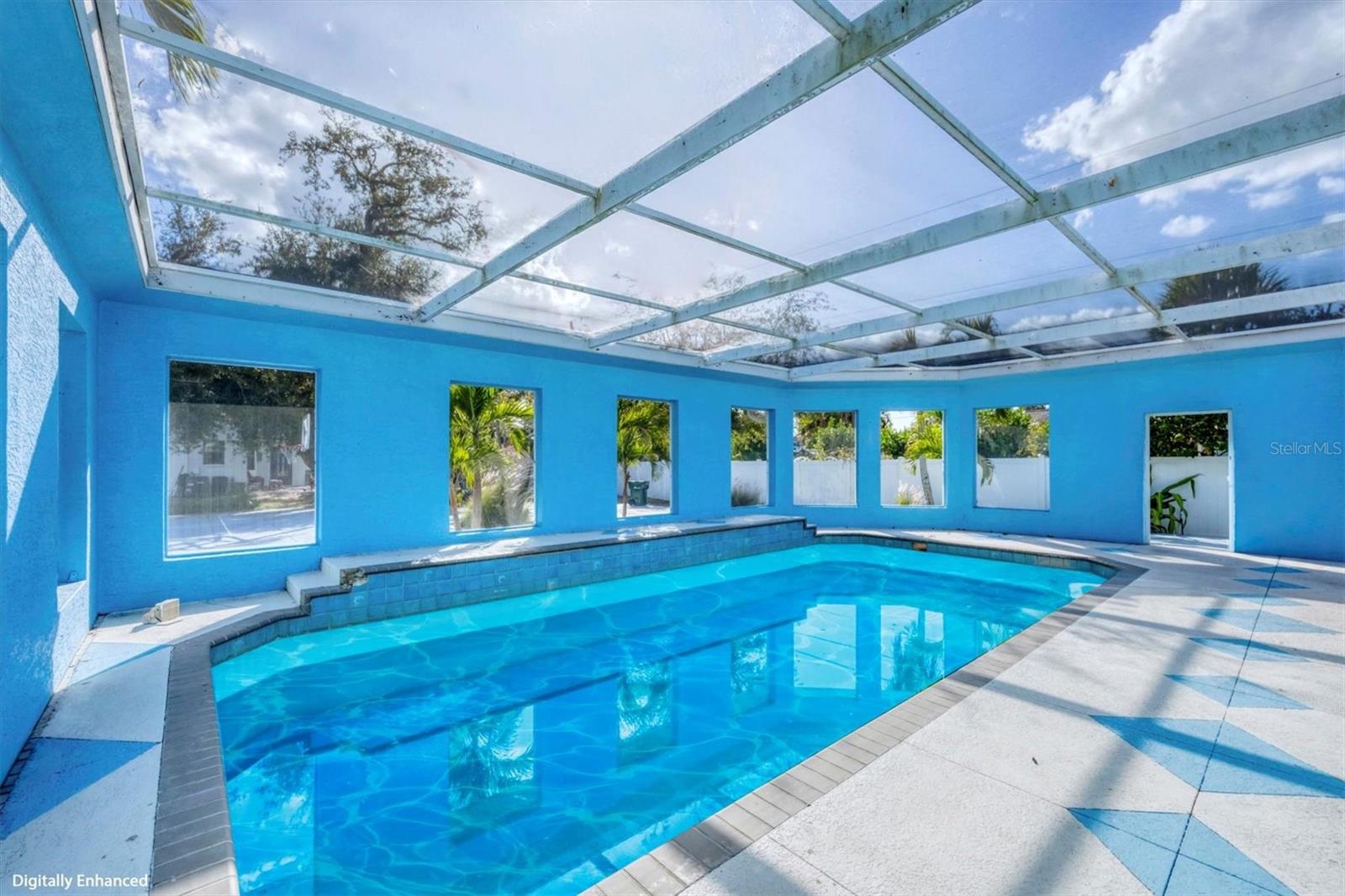 SOUTH VENICE - Residential